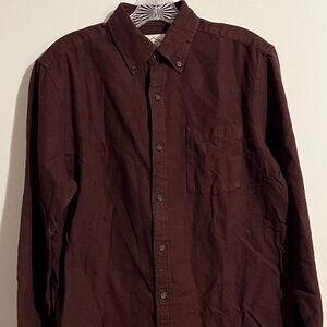 St. John’s Bay Classic Fit Solid Burgundy Long Sleeve Flannel – size S